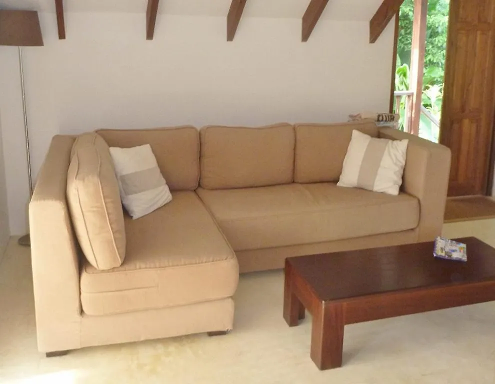 La Batie Selfcatering Apartment Beau Vallon
