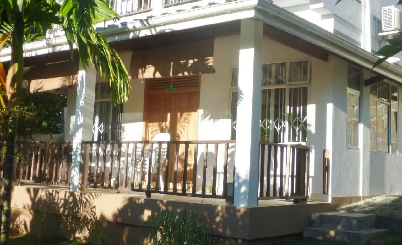La Batie Selfcatering Apartment Beau Vallon
