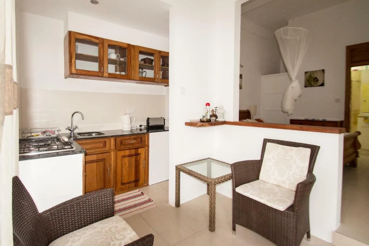 La Batie Selfcatering Apartment Beau Vallon  Seychelles