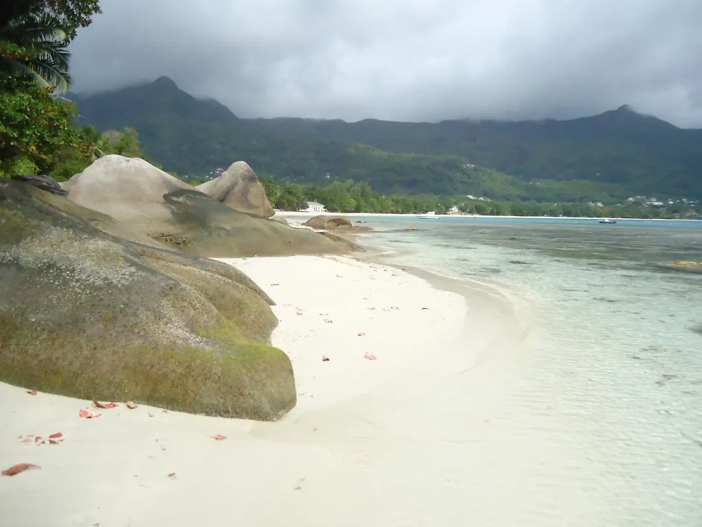 La Batie Selfcatering Apartment Beau Vallon  Seychelles
