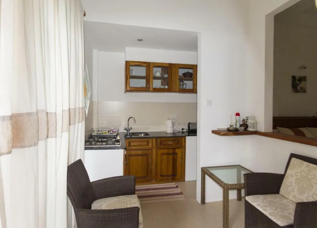 La Batie Selfcatering Apartment Beau Vallon  Beau Vallon (Mahe)